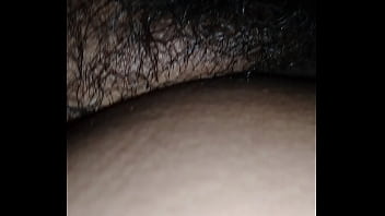 Mi enamorada me pide cada vez y le doy por su como peluda