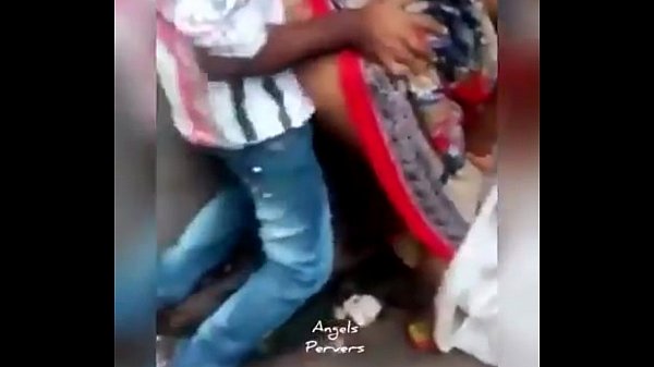 La Maria en hora de trabajo.